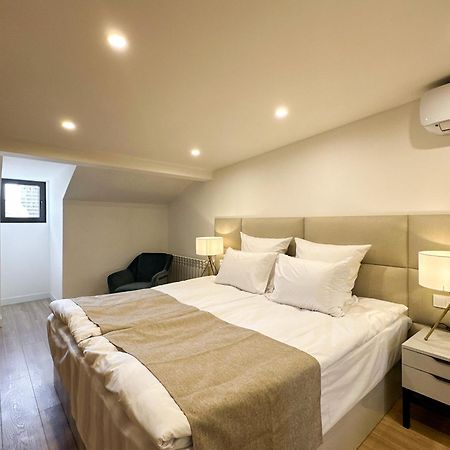 Ris Opera Apartments Yerevan Bagian luar foto