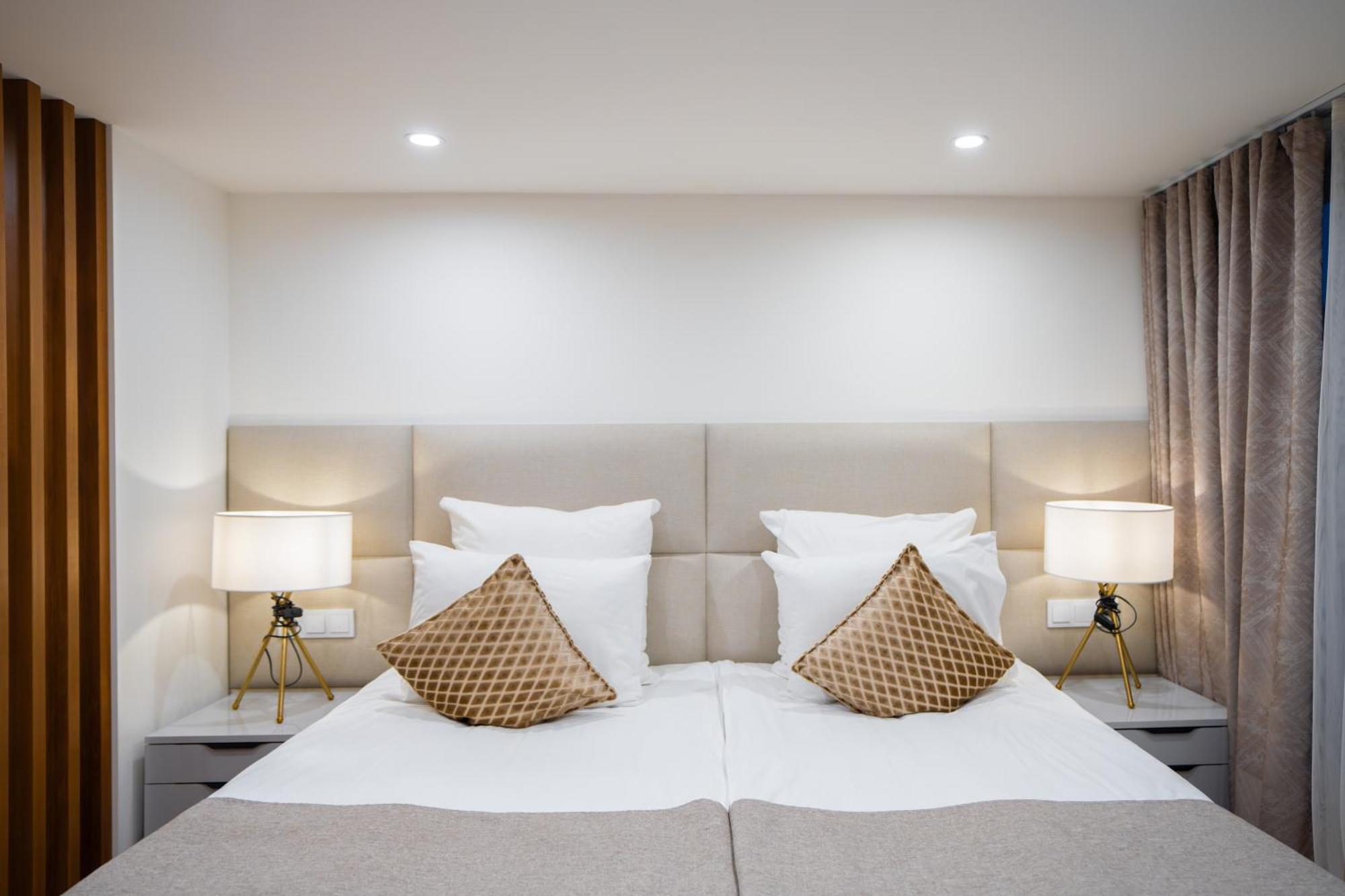 Ris Opera Apartments Yerevan Bagian luar foto